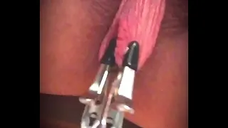Weights h. from huge dangling labia