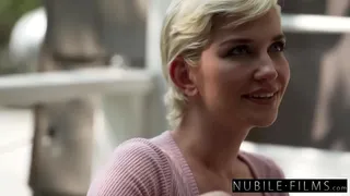 Hot Roommates "I thought guys like you loved watching girls touch each other"  S37:E20