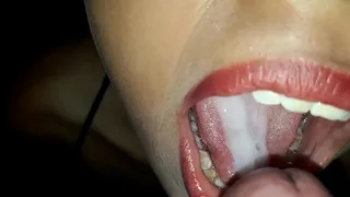 Cock sucking with a great discharge of semen in susy's mouth.