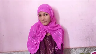 Muslim Aapi Caught Her Step Brother Watching Porn In Mobile Then Fucked Her Pussy