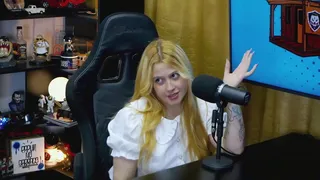 Nymph Viamms Evaluates Ruan's Mast and gave it a good rating, I wonder if she liked his Cock? - Pápum no Barraco!