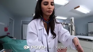 Sexy Gianna Dior fucks her patient