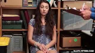 LP Officer slide her dick in her mouth