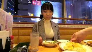 Dense bukkake on the powerful body! ! Captured 19 year old H cup busty JD who pays for accommodation with his body! !