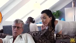 DADDY4K. Boyfriend is busy so why babe has sex with his old father
