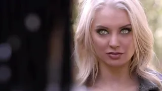 Kenzie Taylor Eats Out Ana Foxxx