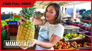 CARNEDELMERCADO - Lorena Castro - Hot Colombian Takes It All In After Getting Seduced In Market Full Scene