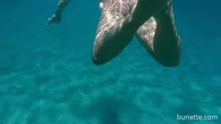 Swimming with my butt plug in the ocean