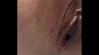 Big Pussy lips plug piss plays