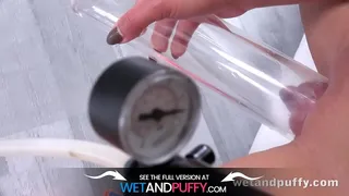Wetandpuffy - Nicolette Noir masturbates with a glass bottle in the sauna