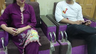 Came to meet Anjan from dating app at home, while doing foreplay, pussy got wet, discharged in Sara's mouth
