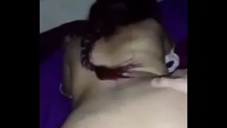 making out with the big-tailed friend's aunt
