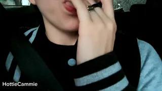putting my fingers in so that the taxi driver will let me ride for free