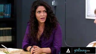 Gossiping Teachers Fuck During Break