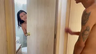 Spying on my stepsister while she takes a nice bath.