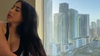Hot Horny Teen Rides Cock til Creampie