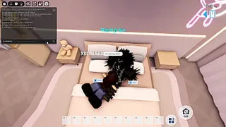 Thicc Roblox girl takes ever inch down her throat
