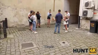 HUNT4K. Street Musician Seduction