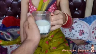Sexy bhabhi makes yummy coffee from her fresh breast milk for devar by squeezing out her milk in cup (Hindi audio)