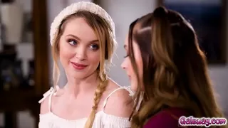 The spark between Aften and Nikole leads them to sex