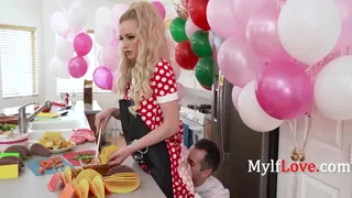 MILF Hosts A Cook Show Geting Fucked While Making Tacos