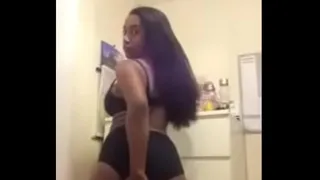 What is her name Qual nome dela