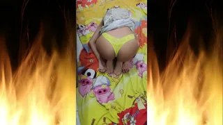 Jade teasing with yellow panties