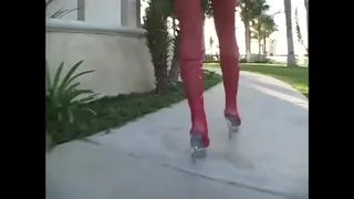 Erotic slut moans in pleasure as her pussy and ass gets banged hard outdoors