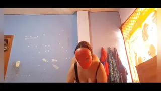 IT'S CARNIVAL AND I FUCK MY BIG ASS STEPMOTHER, I PENETRATE HER PUSSY AND ASS, REAL HOMEMADE AMATEUR SEX WITH STEPMOTHER AND STEPMOTHER.