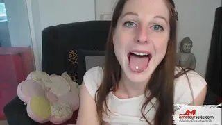 Lustmaeulchen greedy for sperm cream