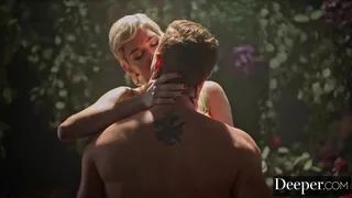 Deeper. Kinky babes fuck in threesome