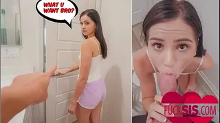 Skinny babe Violet Rain sucks cock and fucked from behind