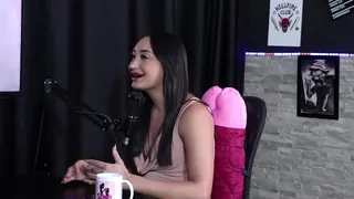 She found the courage and decided to publish her intimate videos, and had to leave her city - Edna Samara (SHEER/RED)