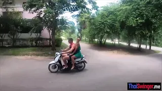 Cute amateur bespectacled Thai chick gets fucked by her BF