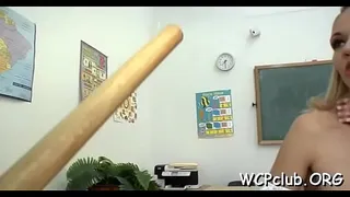Thug drills white hotty