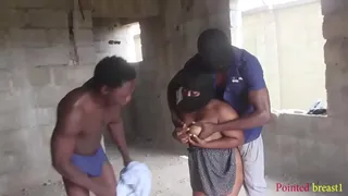 Lucky me, I joined in an unexpected threesome fuck in an unfinished house construction