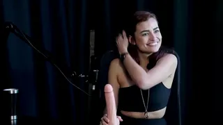 Slut shows her blowjob and sucks Bia Hot's breasts - Kamilla Werneck (SHEER/RED)