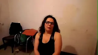 Lauri no pantyhose