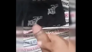 Masturbating a good dick