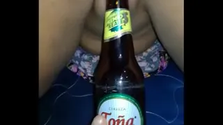 A night of drinks and my thirsty vagina asks for toña