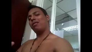 So they can see that the Venezuelan woman knows how to suck .....