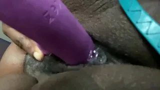 My vibrator make ne cum so nicely