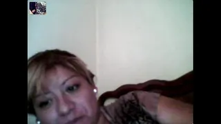 SE masturbates in front of Web Cam