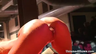 Hottie in black boots dildos her juicy pussy