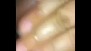 My friend sends me her video by whatsapp