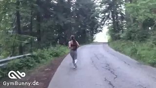 Do hod mi the Hamme nibbled while jogging in the woof