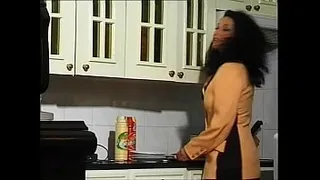Erika Bella - The model and the gangster