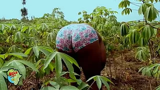 Just by the stream, I escaped my fans to have my pussy fingered till I squirt