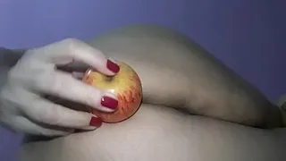 ass greedy for apple