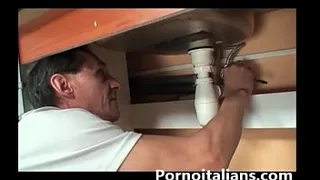 Girl sucks dick in hydraulic -